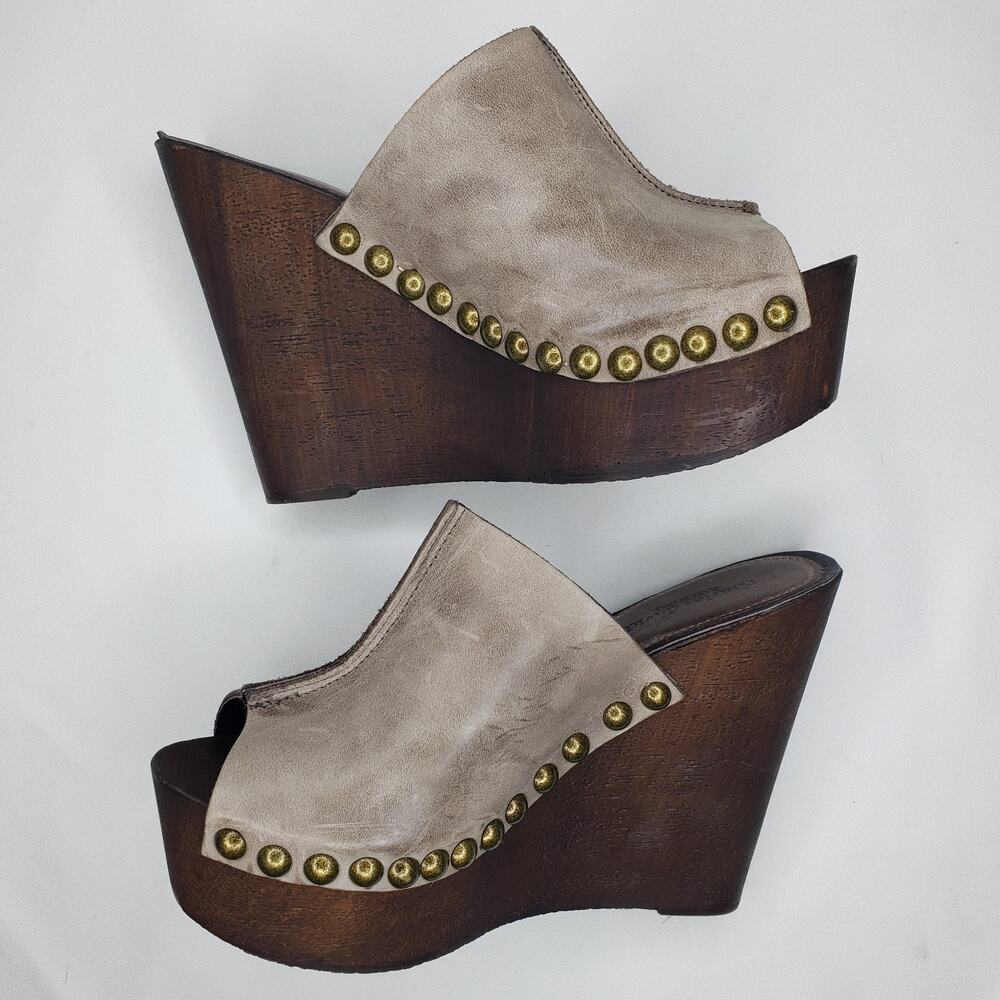 Charles David Recchia Taupe Leather Studded Wedge Platform Mules Size 37 US 6.5 - Picture 14 of 14